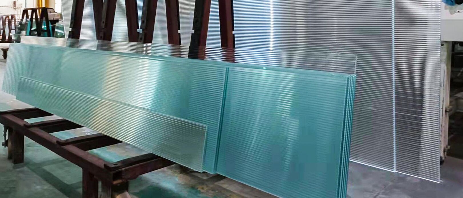 What is Fluted Glass (Ribbed Glass/Moru Glass)?